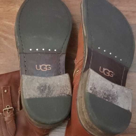 UGG LEATHER BOOTS - Picture 6 of 6